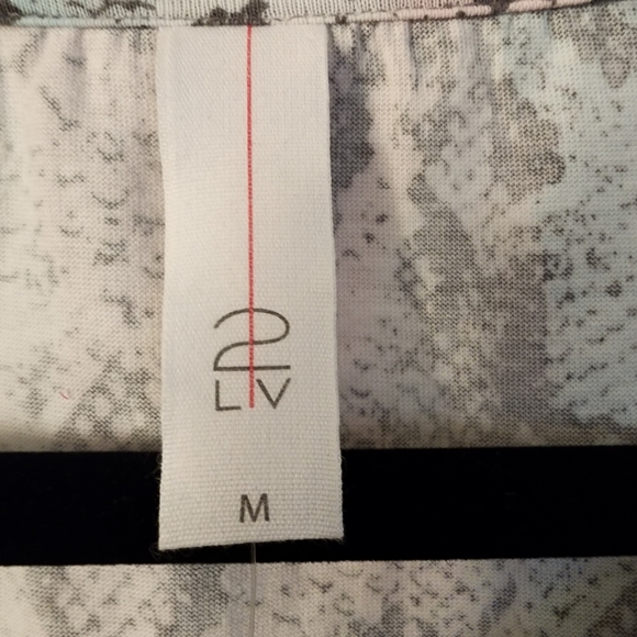 NWT JJ Basics athletic top sz M - Picture 4 of 9